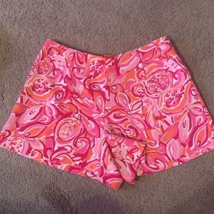 Lilly Pulitzer Ivy Short in Mango Salsa
